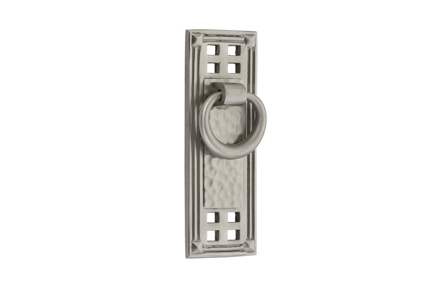 Hammered Vertical Ring Pull, 1-1/2" C-C, US15