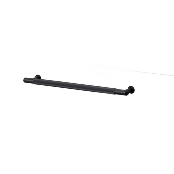 PULL BAR / LINEAR / / MEDIUM - Cut Out 1