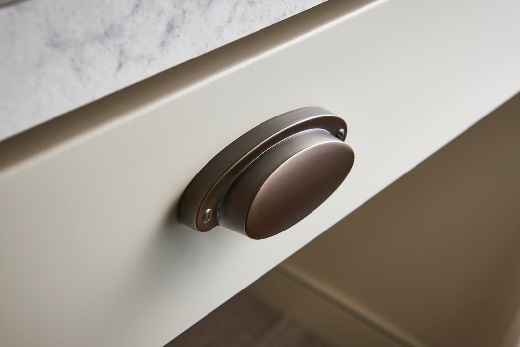 Top Knobs Dakota Cup Pulls