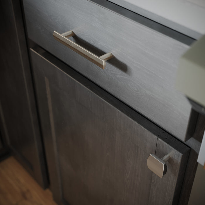 Elements William 160 mm Center-to-Center Bar Pull