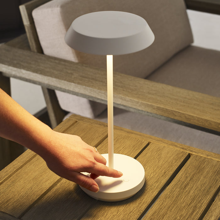 Tepa LED Table Lamp