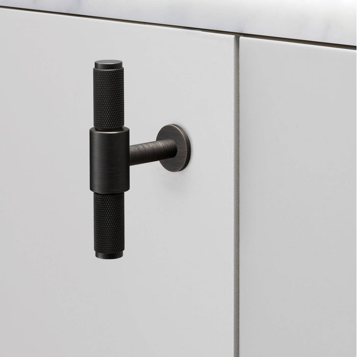 T-BAR / CROSS - Packshot 1